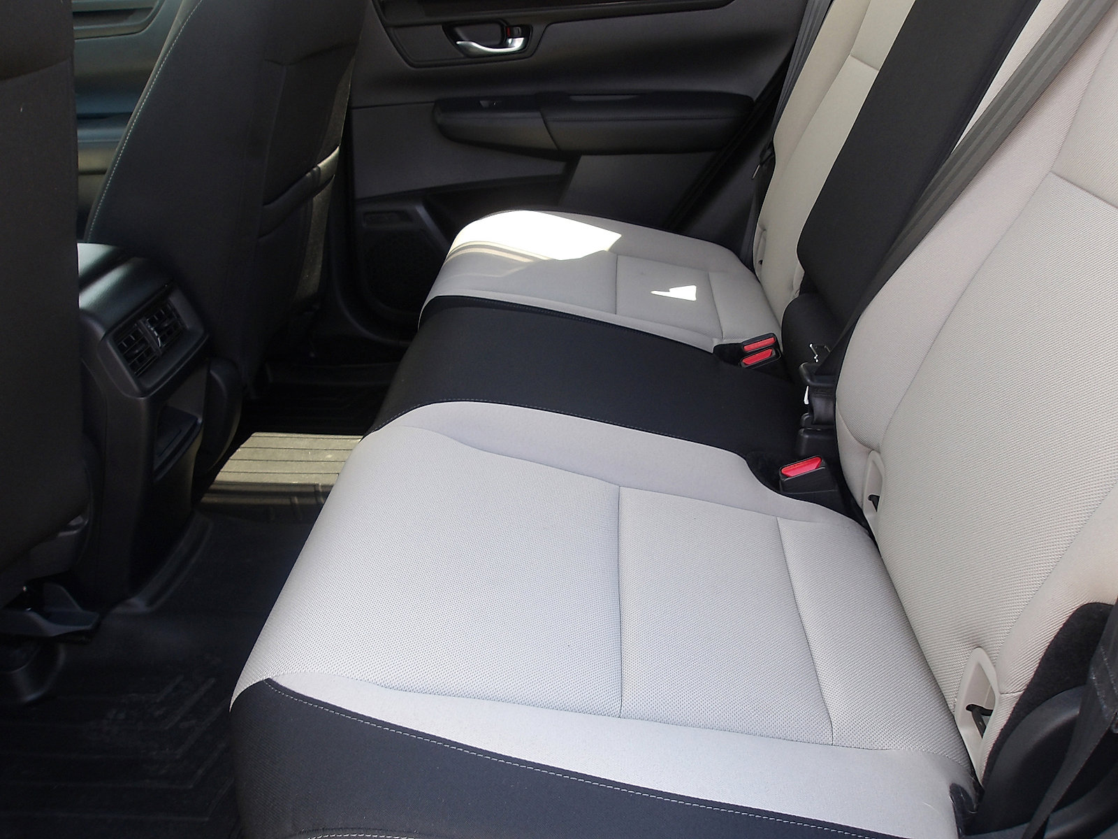 Used 2023 Honda CR-V EX image 11