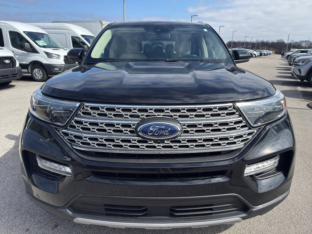 Used 2023 Ford Explorer Limited image 2