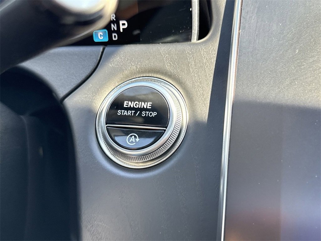 Certified 2025 Mercedes-Benz E 350 4MATIC Sedan image 33