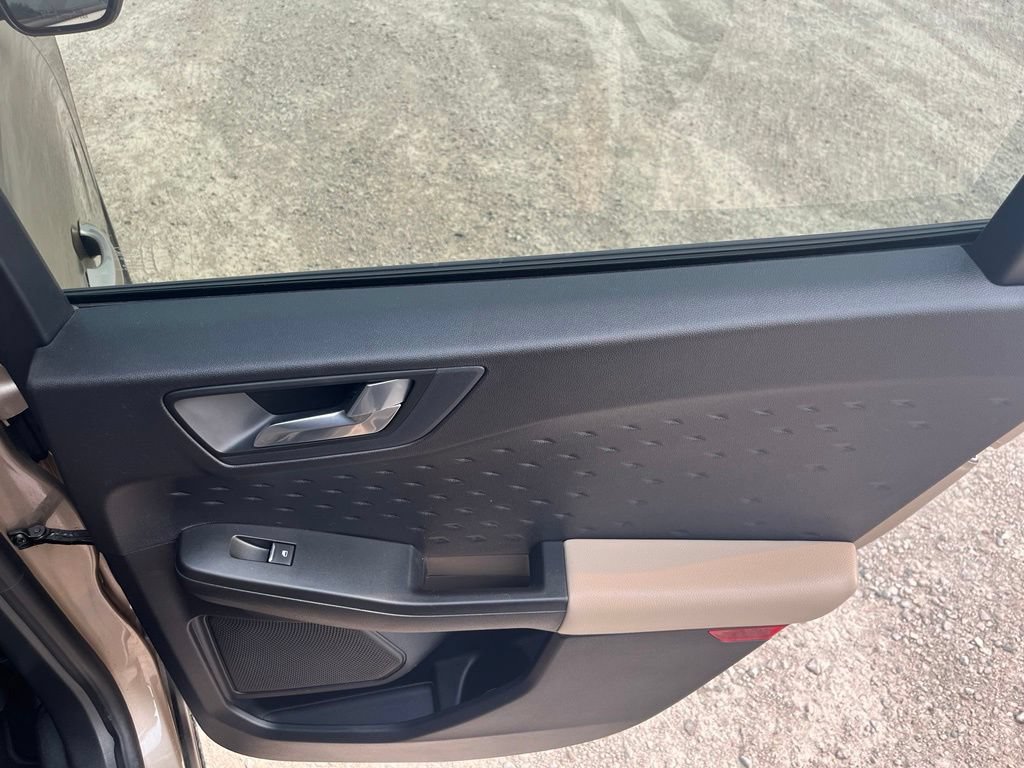 Used 2020 Ford Escape SEL AWD/4WD image 33