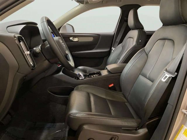 Used 2025 Volvo XC40 B5 Plus AWD/4WD image 62