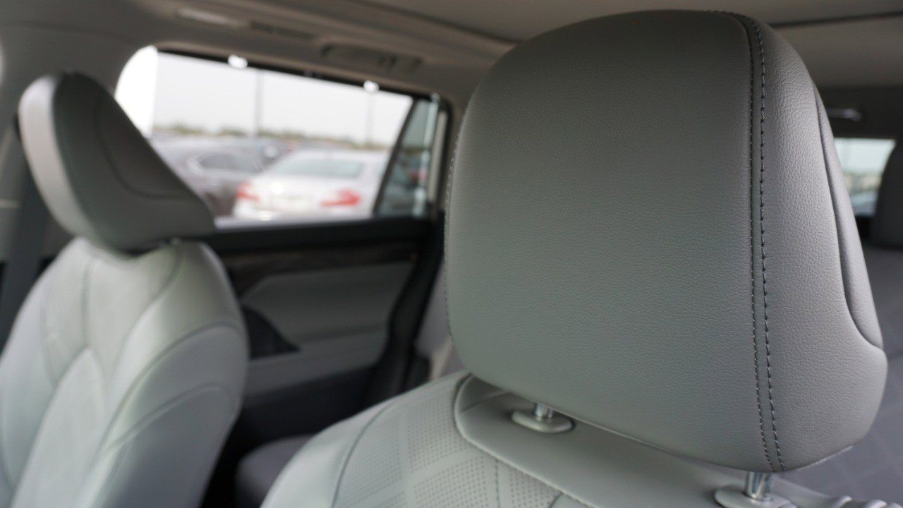 Used 2023 Toyota Highlander Platinum image 24