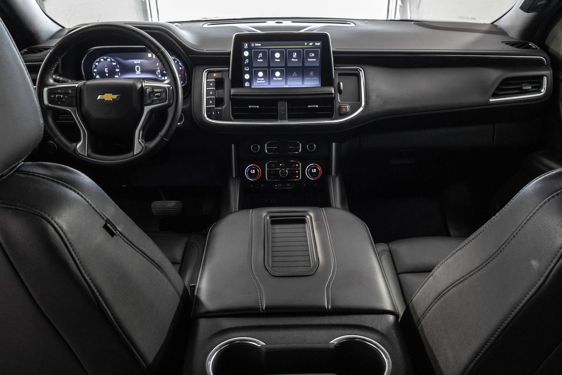 Used 2022 Chevrolet Suburban LT AWD/4WD image 24