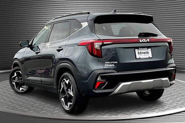 Used 2024 Kia Seltos EX FWD image 4
