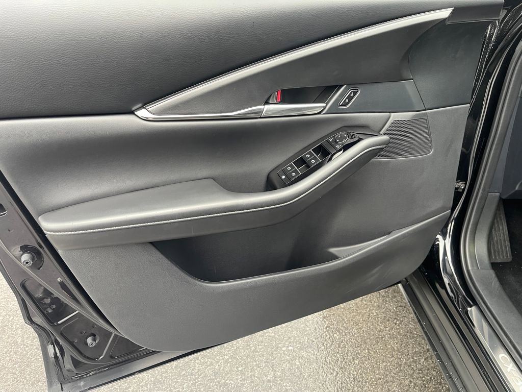 Certified 2025 MAZDA CX-30 AWD 2.5 S w/ Preferred Package image 13