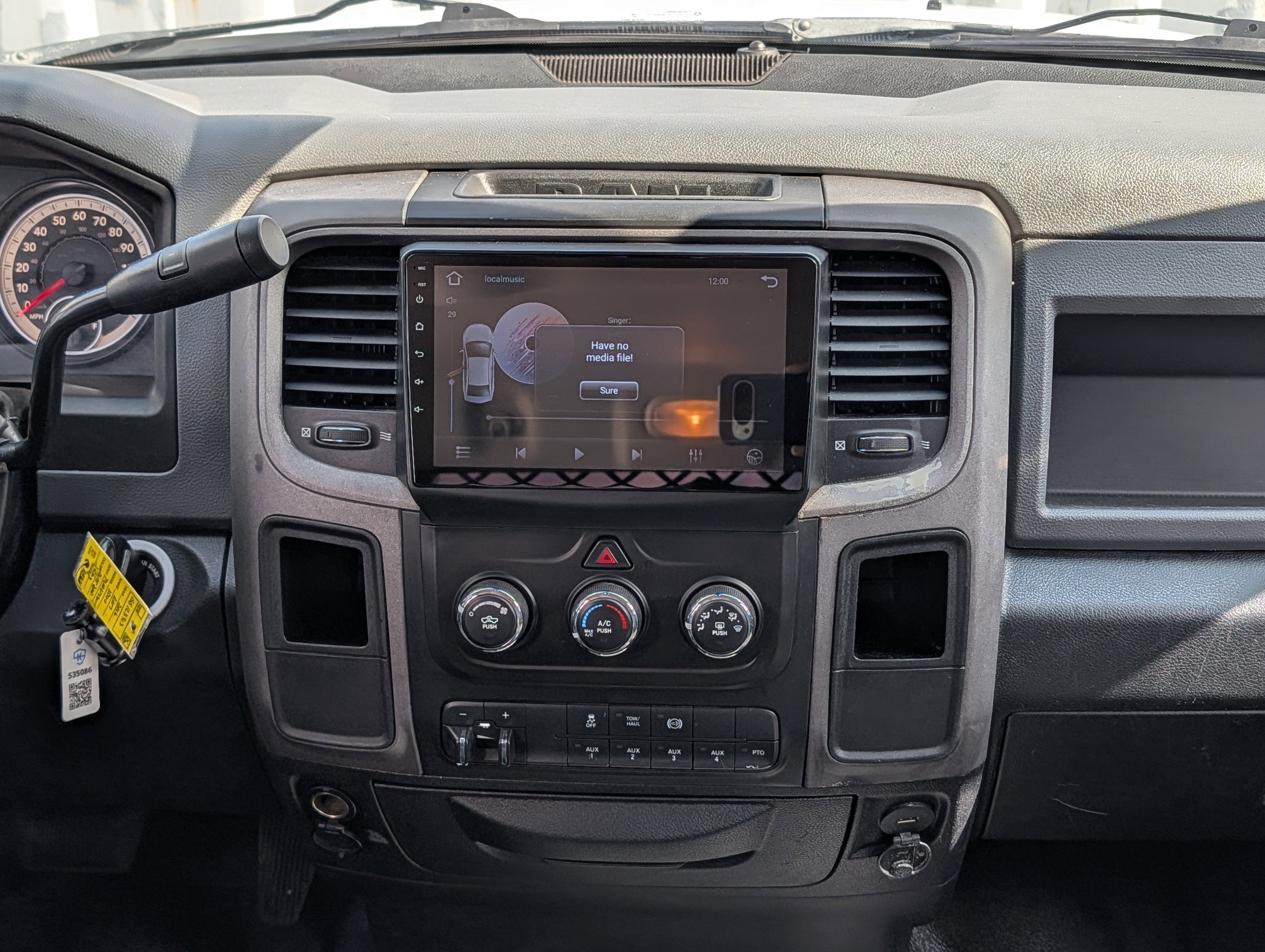 Used 2016 RAM 3500 Tradesman w/ Chrome Appearance Group RWD image 17