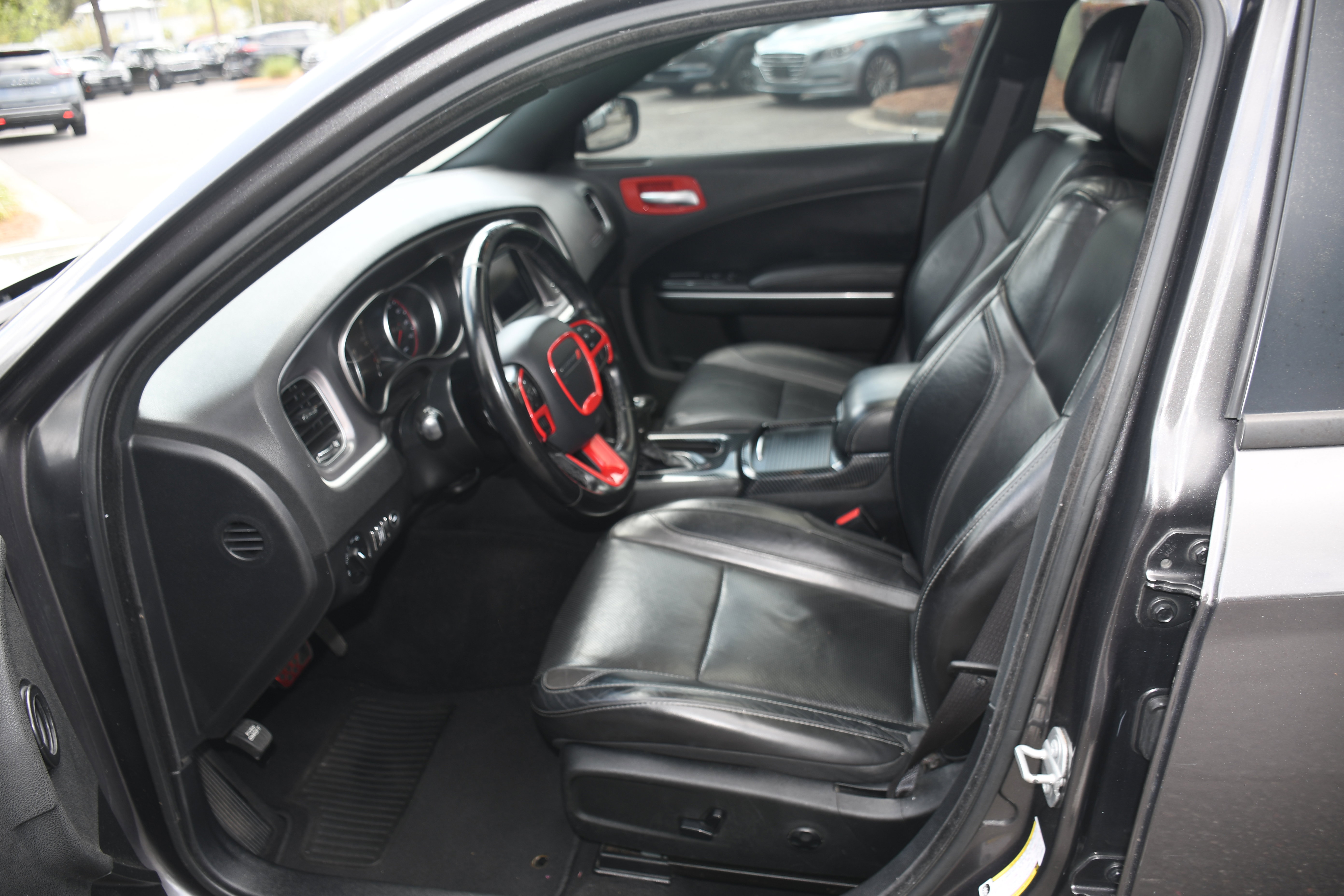 Used 2020 Dodge Charger SXT w/ Leather Interior Group image 8