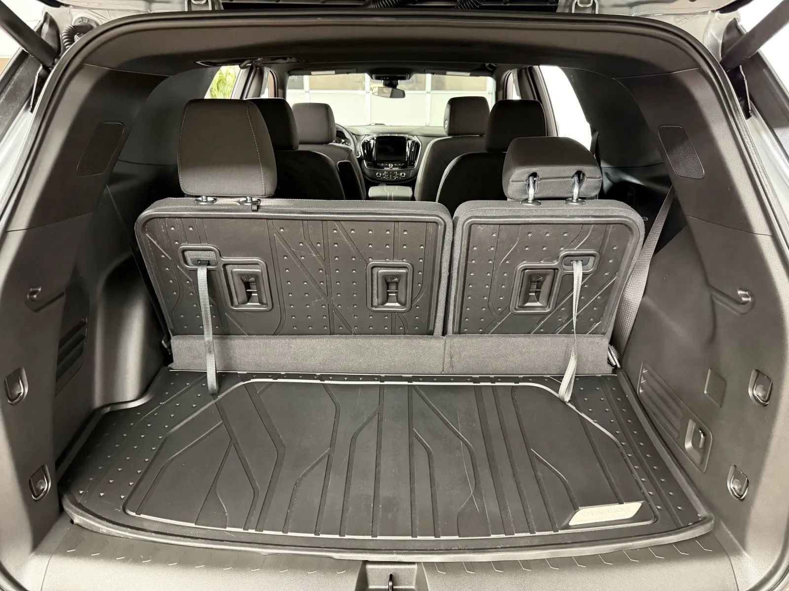 Used 2023 Chevrolet Traverse LT w/ LPO, Floor Liner Package AWD/4WD image 34