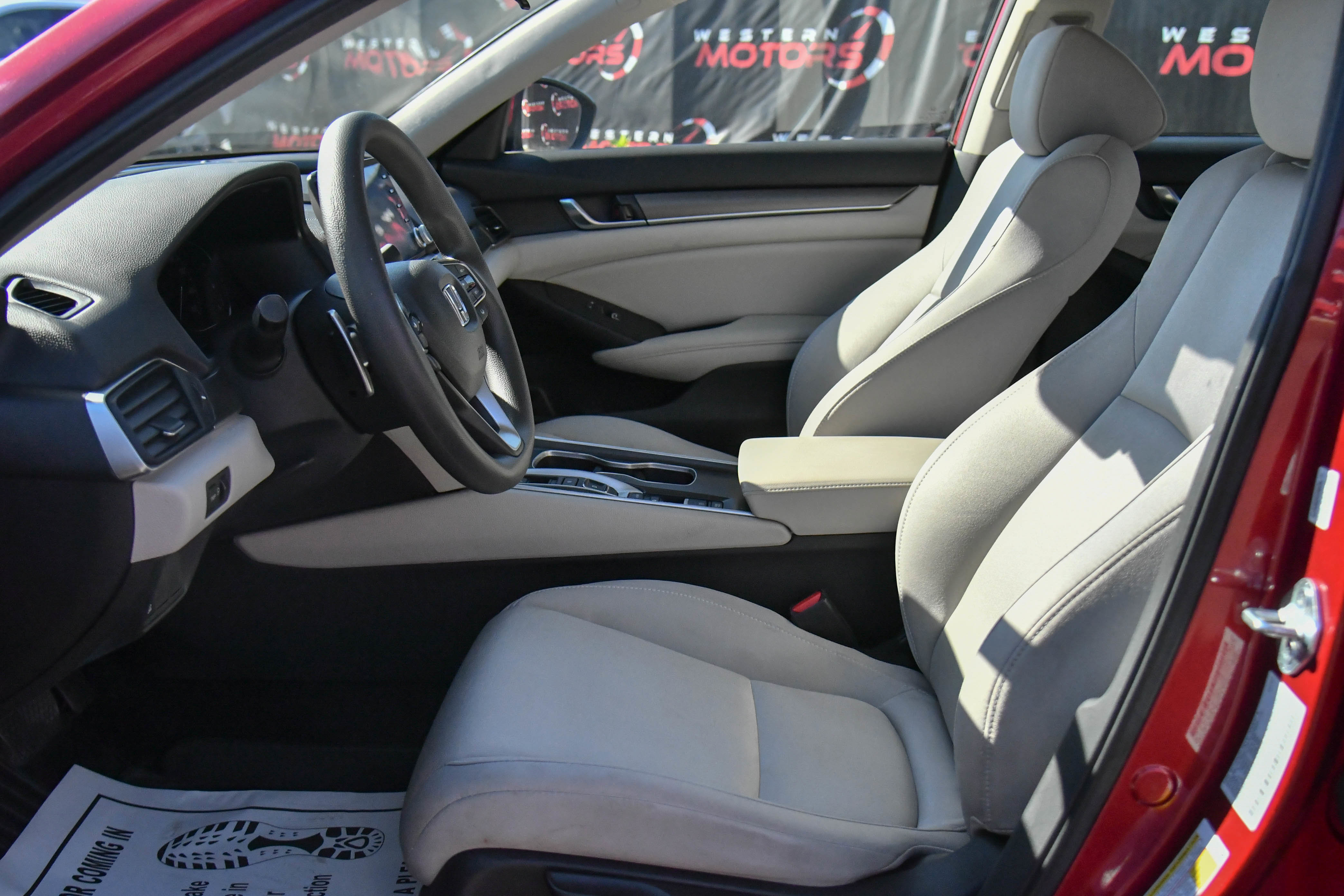 Used 2021 Honda Accord Hybrid image 16