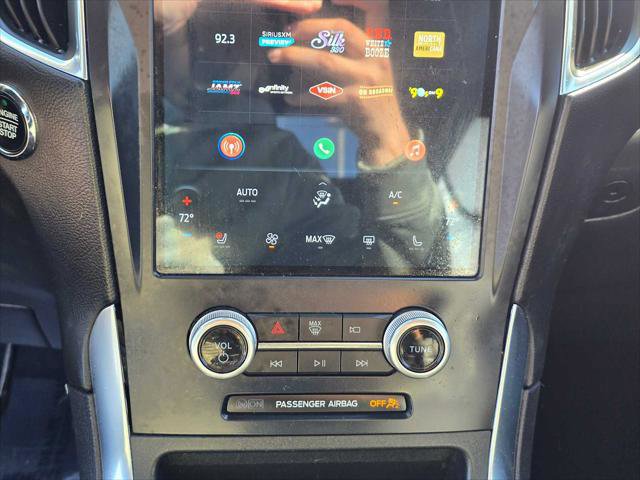 Used 2022 Ford Edge Titanium image 29