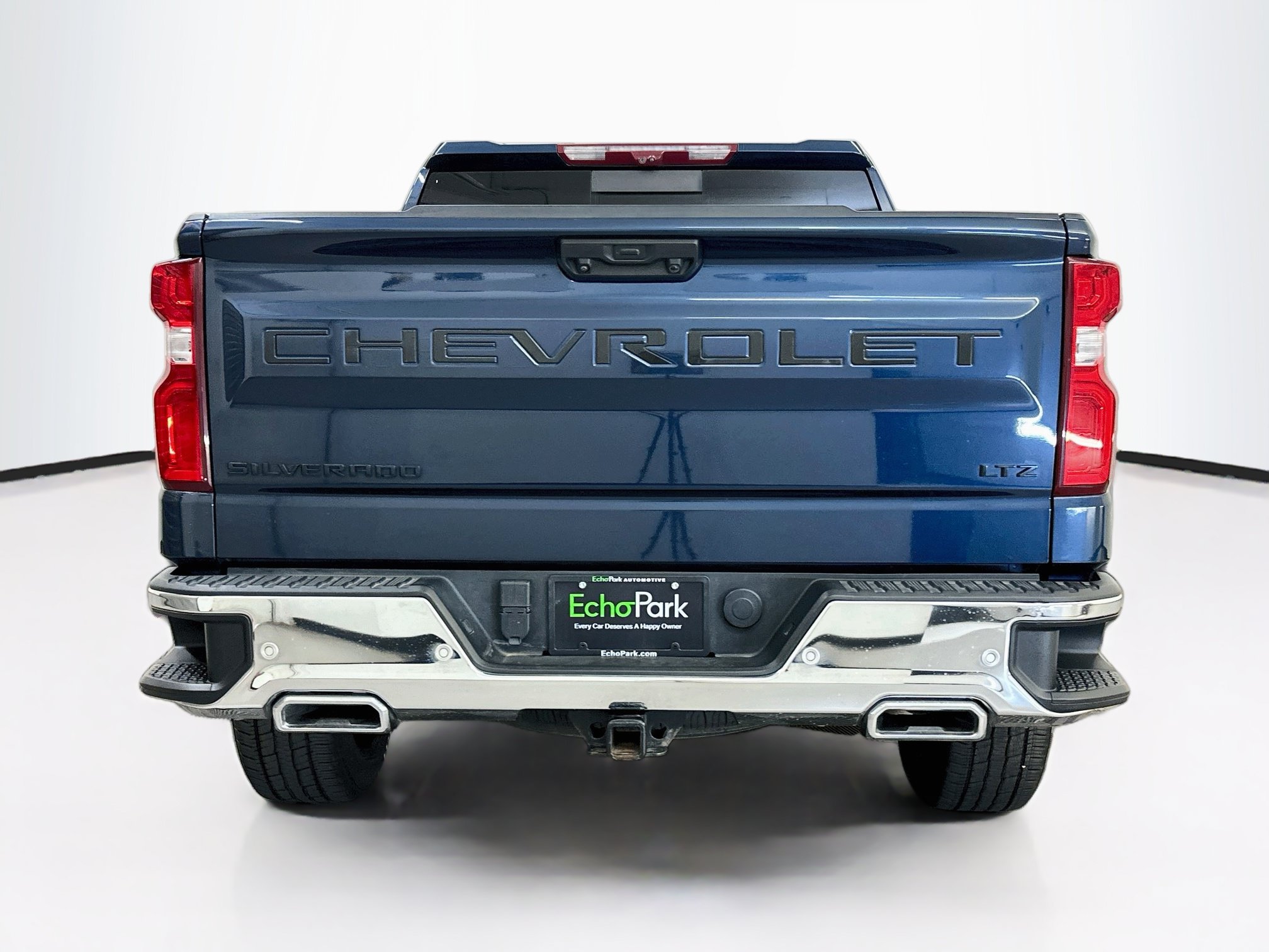 Used 2022 Chevrolet Silverado 1500 LTZ w/ Technology Package AWD/4WD image 7