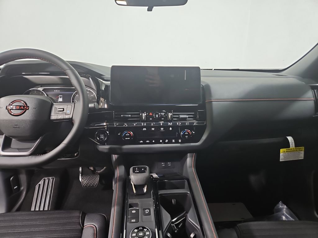 New 2026 Nissan Pathfinder SV image 18