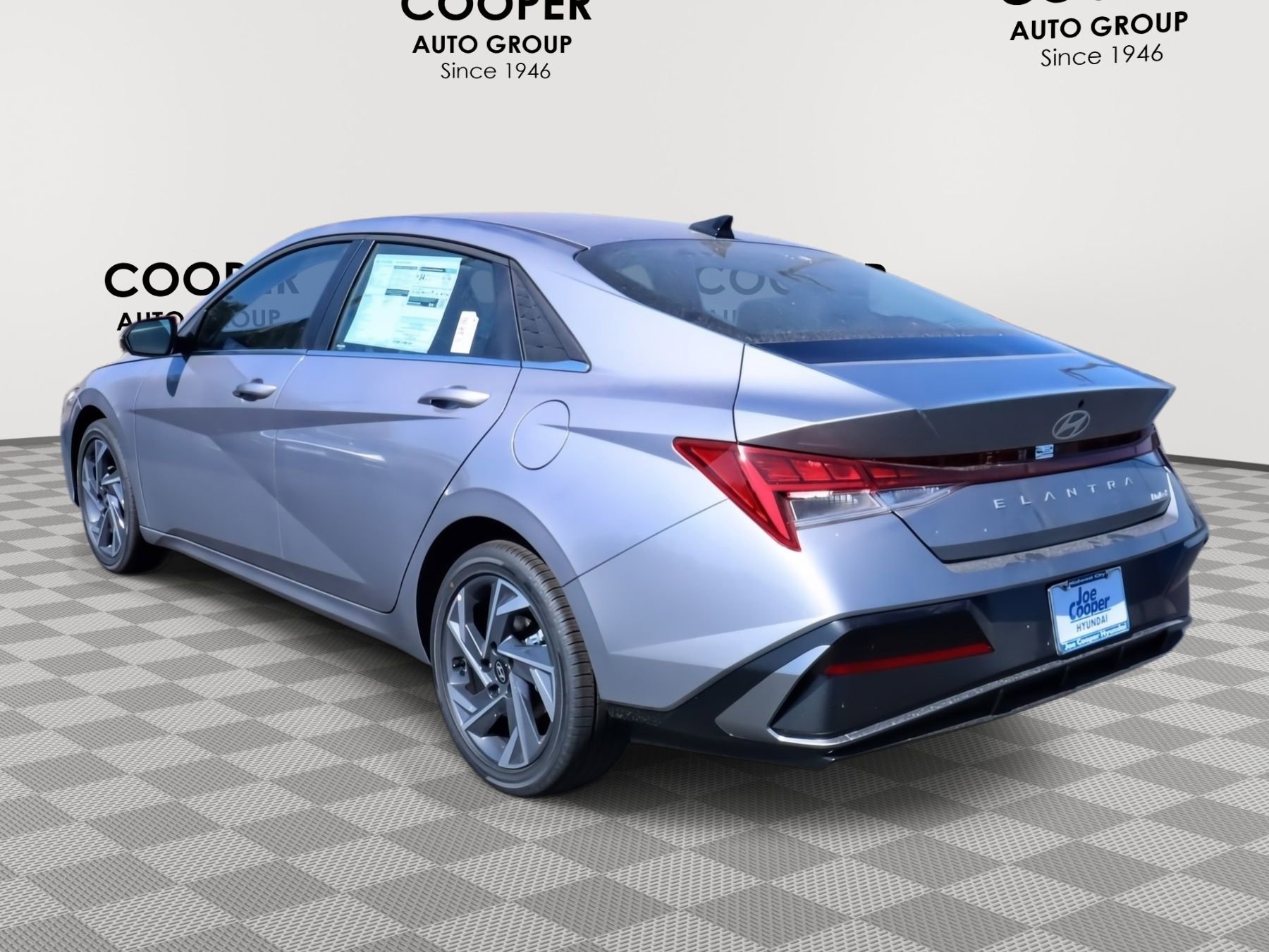 New 2025 Hyundai Elantra Limited image 9