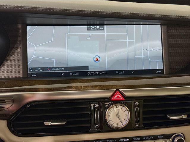 Used 2017 Genesis G90 3.3T Premium image 16