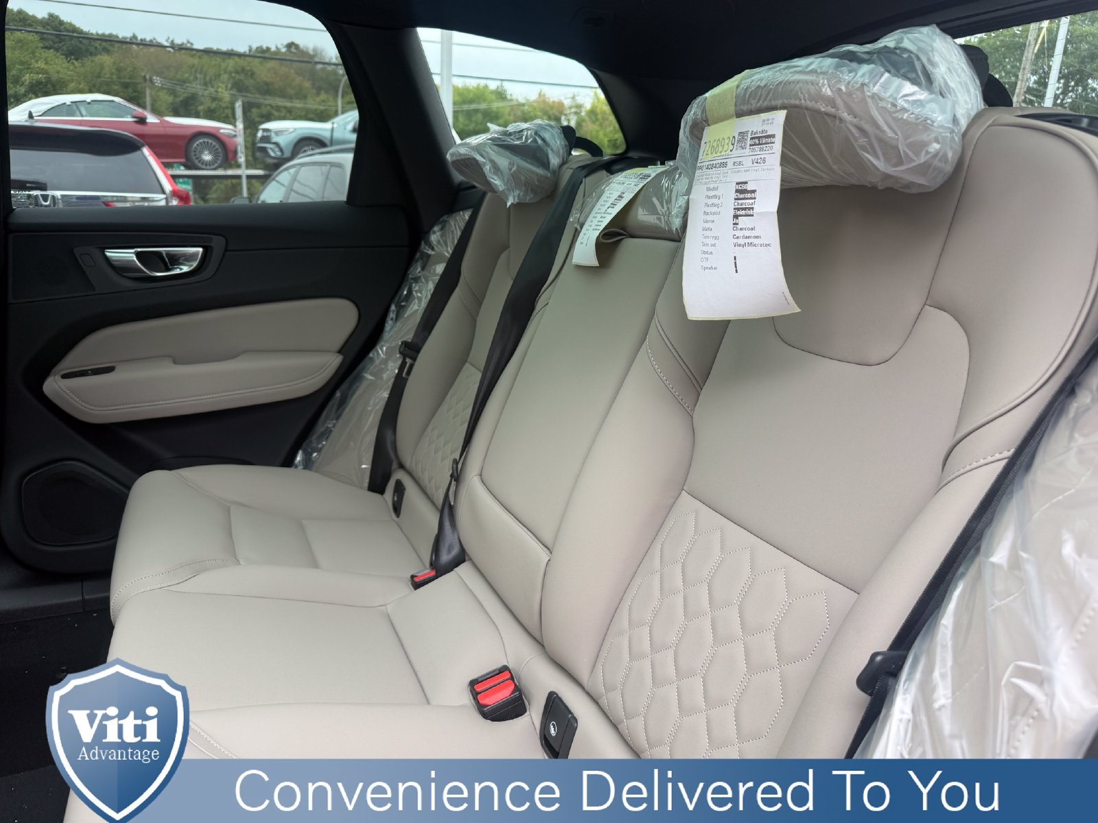 New 2027 Volvo XC60 B5 Plus AWD/4WD image 15