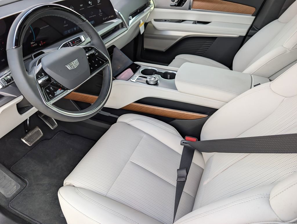 New 2026 Cadillac Vistiq Sport image 7