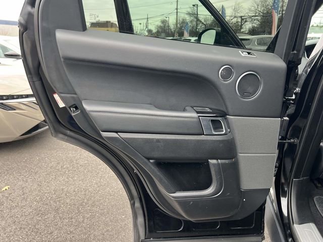Used 2019 Land Rover Range Rover Sport HSE image 16