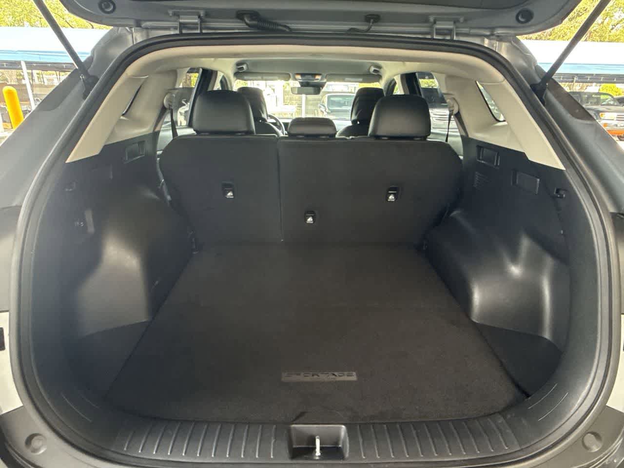 Used 2023 Kia Sportage EX FWD image 25