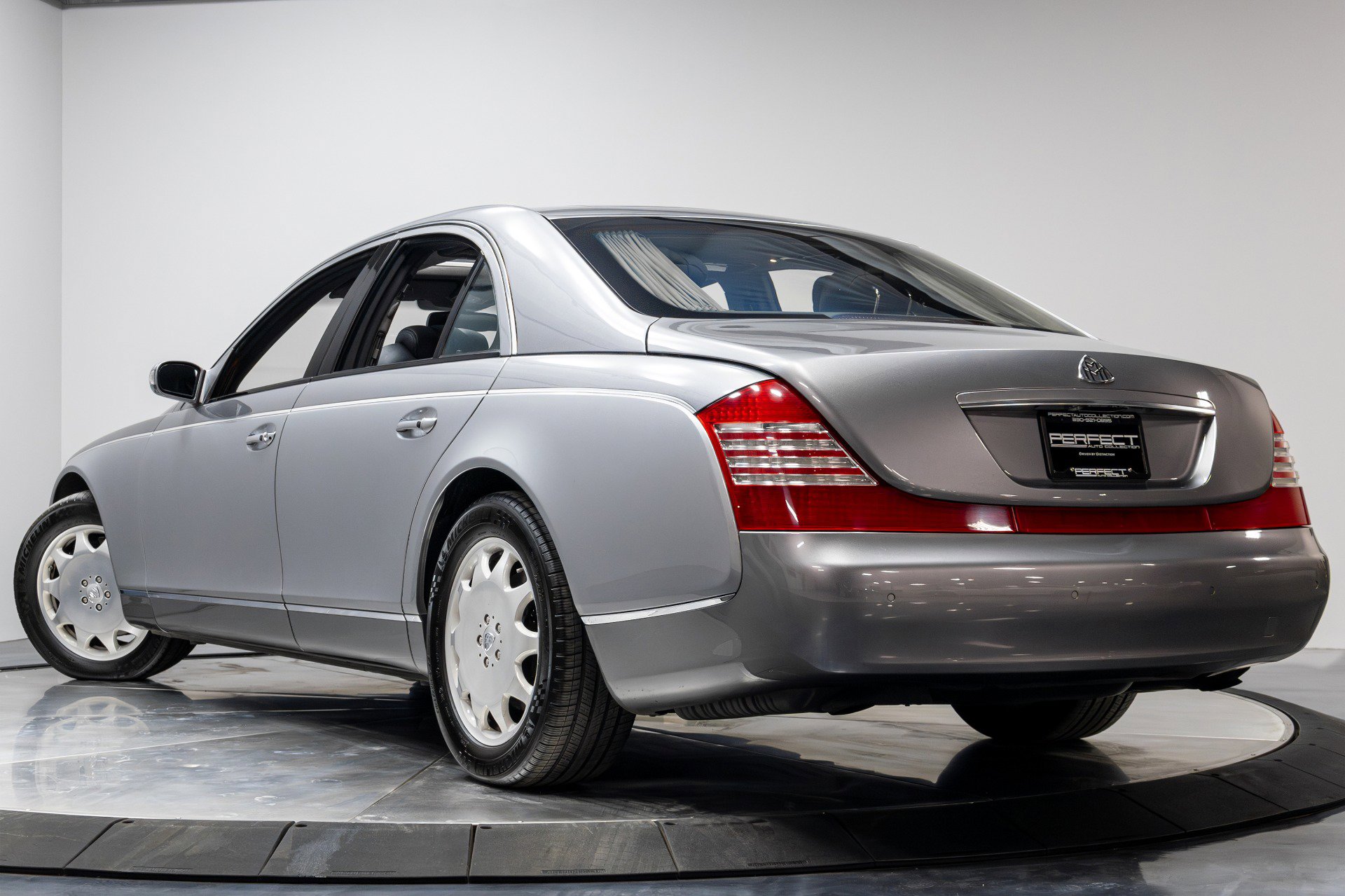 Used 2004 Maybach 57 image 63