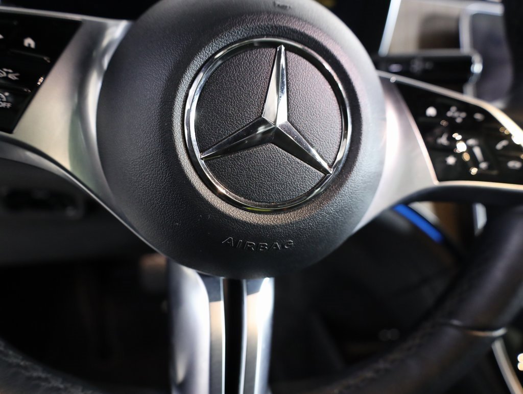 Used 2023 Mercedes-Benz EQE 500 4MATIC SUV w/ Pinnacle Trim Package image 14