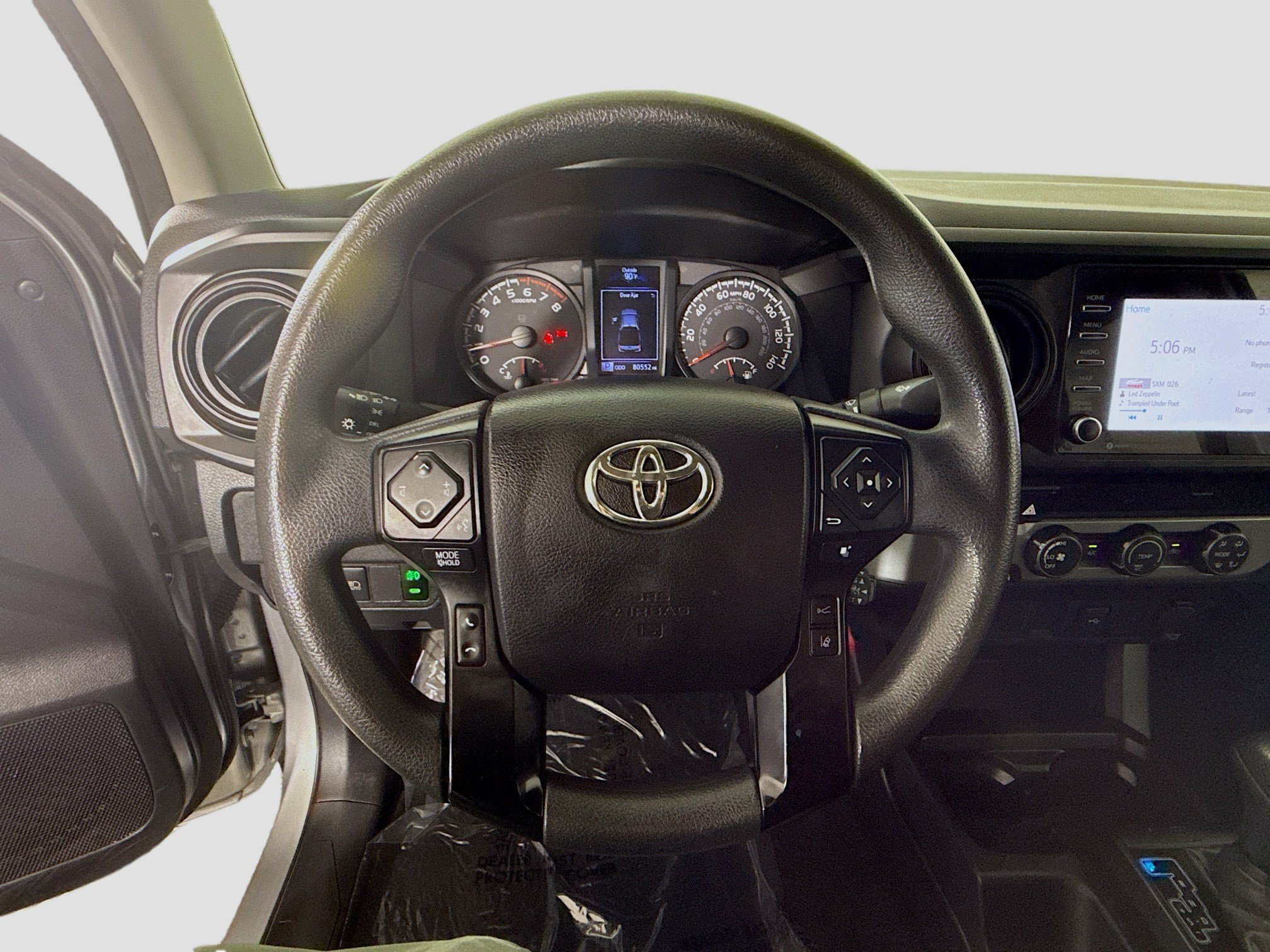 Used 2020 Toyota Tacoma SR w/ SR Convenience Package RWD image 13