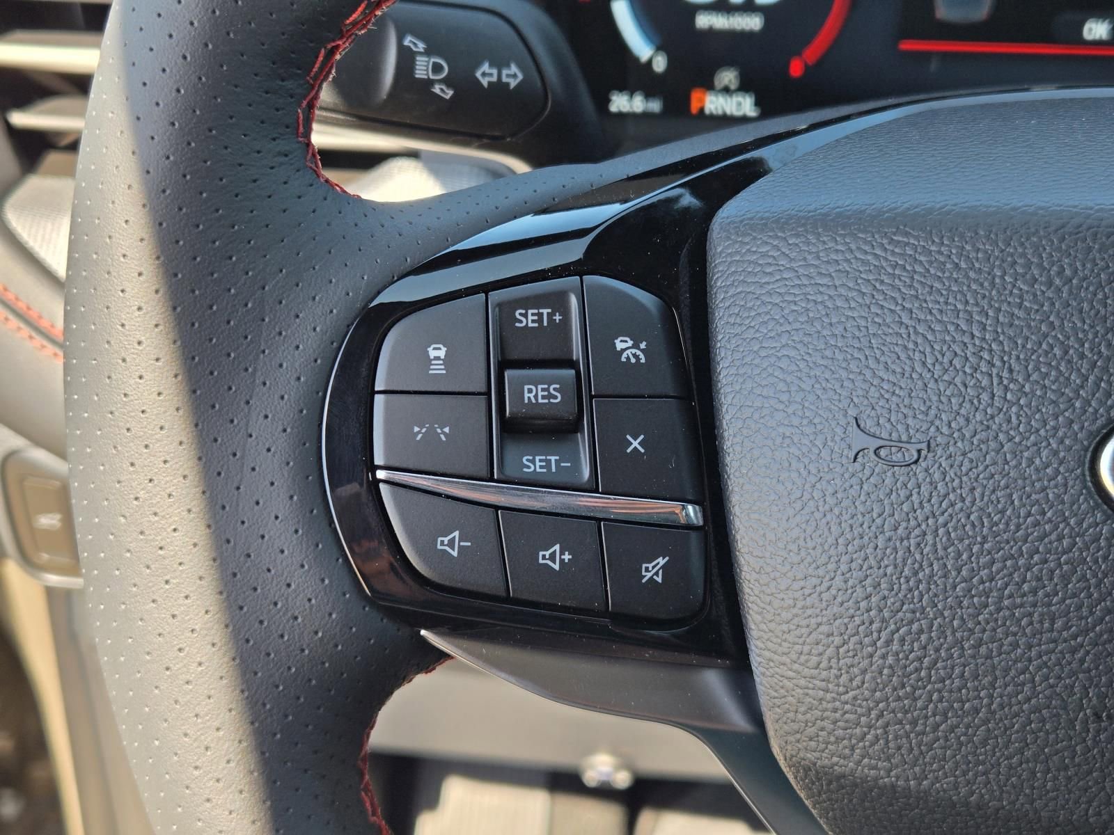 New 2026 Ford Explorer ST-Line w/ ST-Line Street Pack image 19