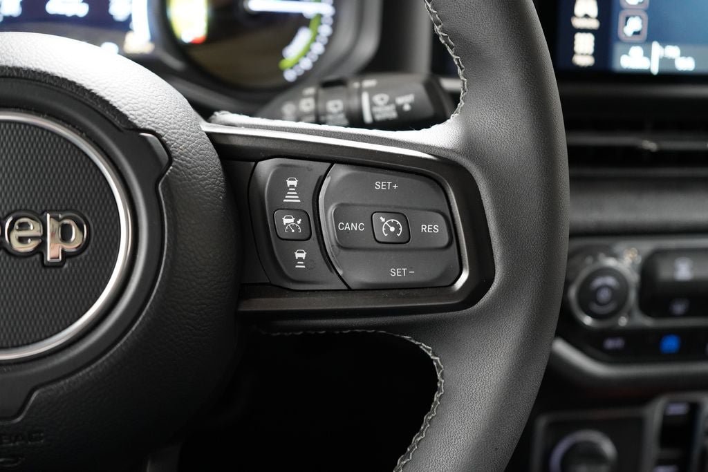 Used 2025 Jeep Wrangler Unlimited Sport S 4xe AWD/4WD image 16