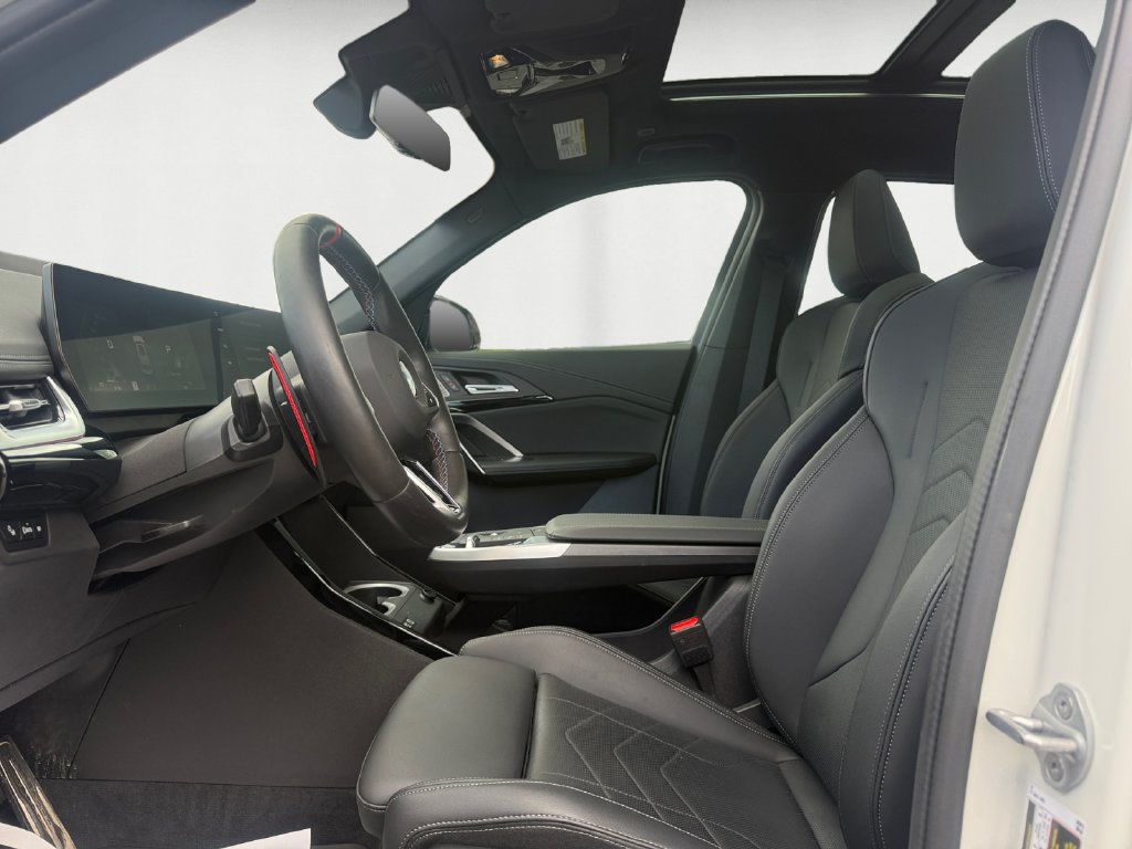 Used 2025 BMW X1 M35i w/ Premium Package AWD/4WD image 9