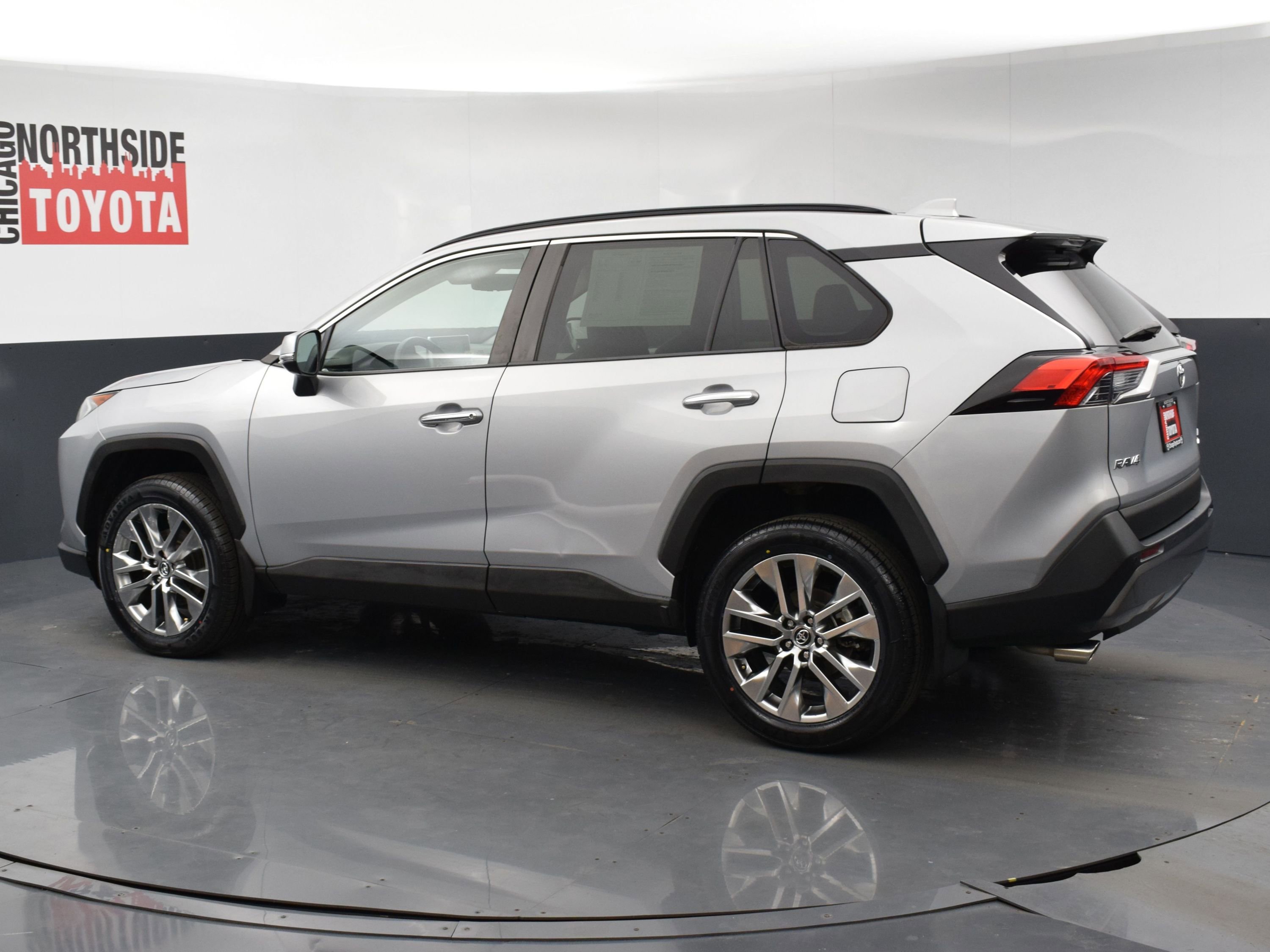 Used 2020 Toyota RAV4 Limited w/ Carpet Mat Package video 2