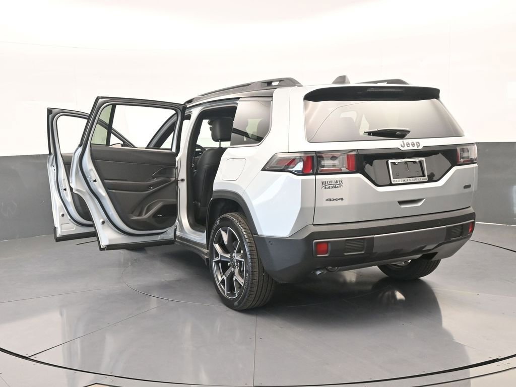 New 2026 Jeep Cherokee Overland image 75