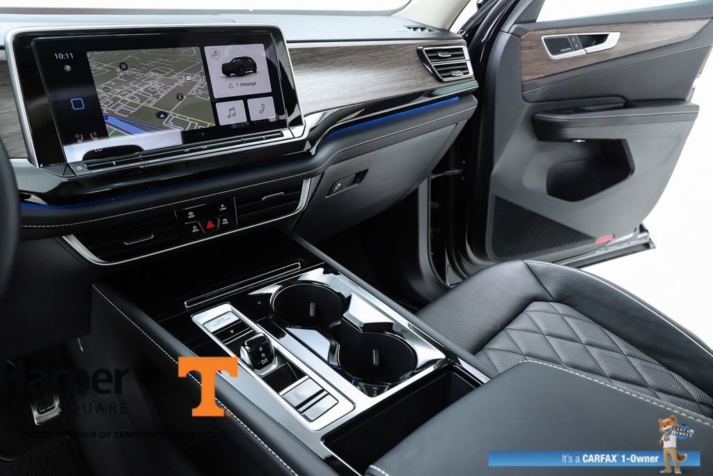 Used 2025 Volkswagen Atlas SEL Premium R-Line AWD/4WD image 23