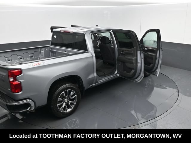 Used 2024 Chevrolet Silverado 1500 LT AWD/4WD image 25