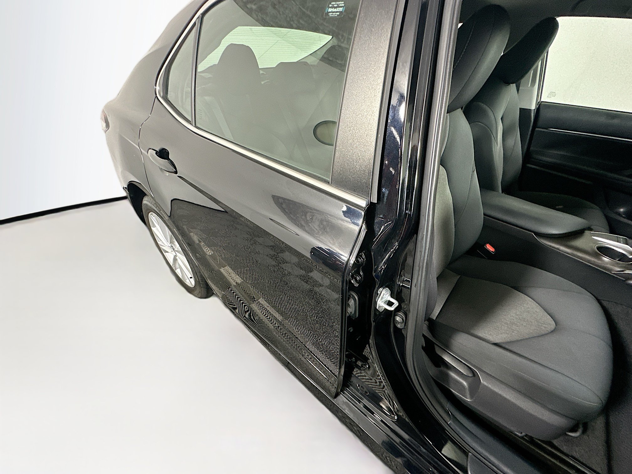 Used 2022 Toyota Camry LE FWD image 27