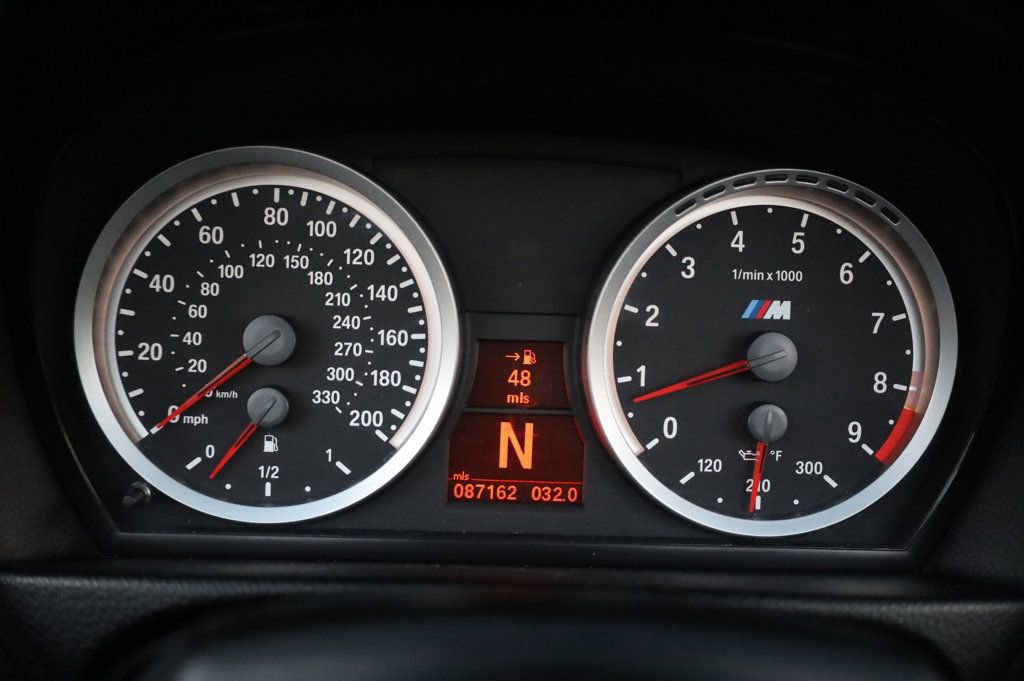 Used 2008 BMW M3 Convertible w/ Technology Pkg image 35