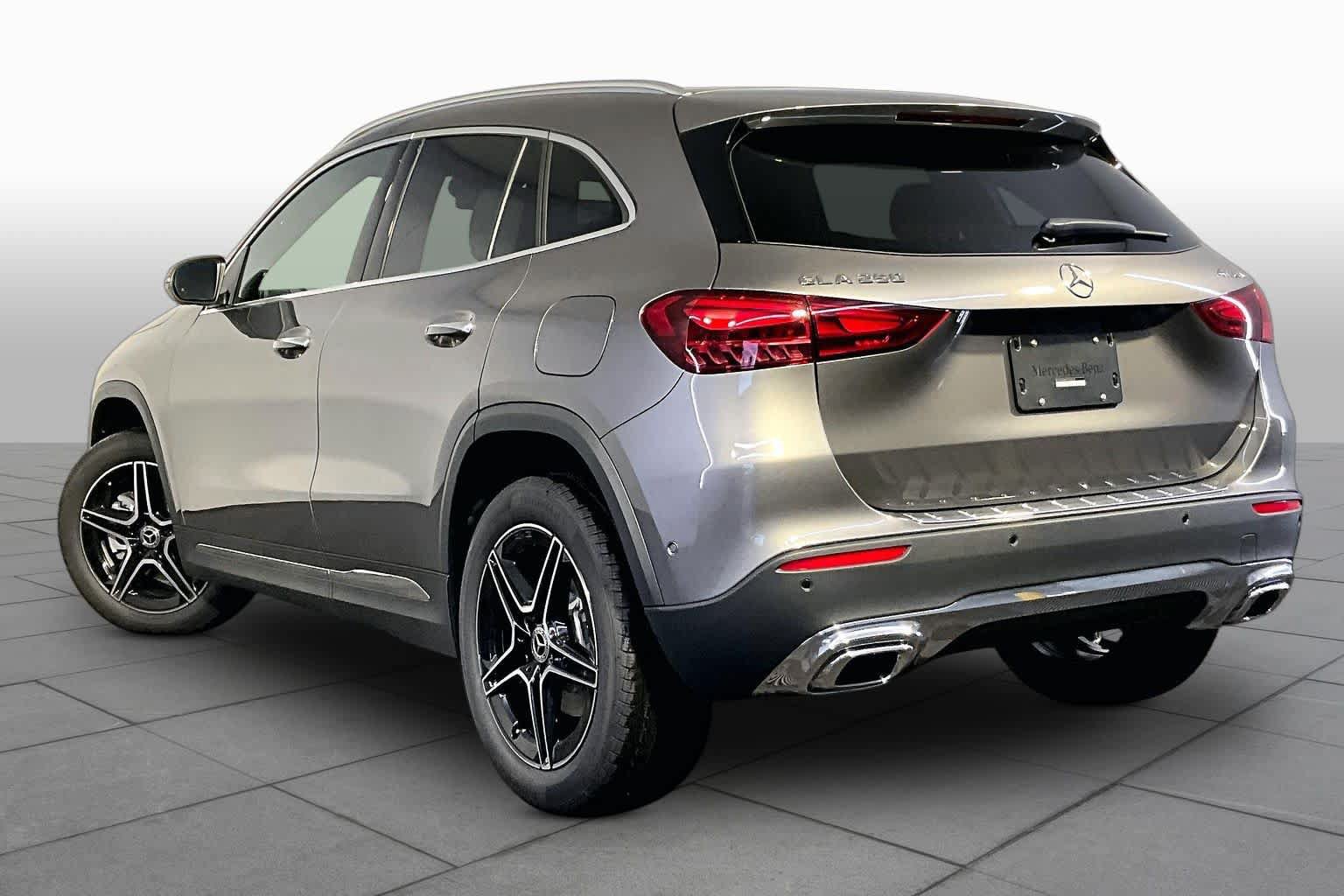 New 2026 Mercedes-Benz GLA 250 4MATIC image 3