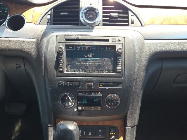 Used 2012 Buick Enclave Premium FWD image 31