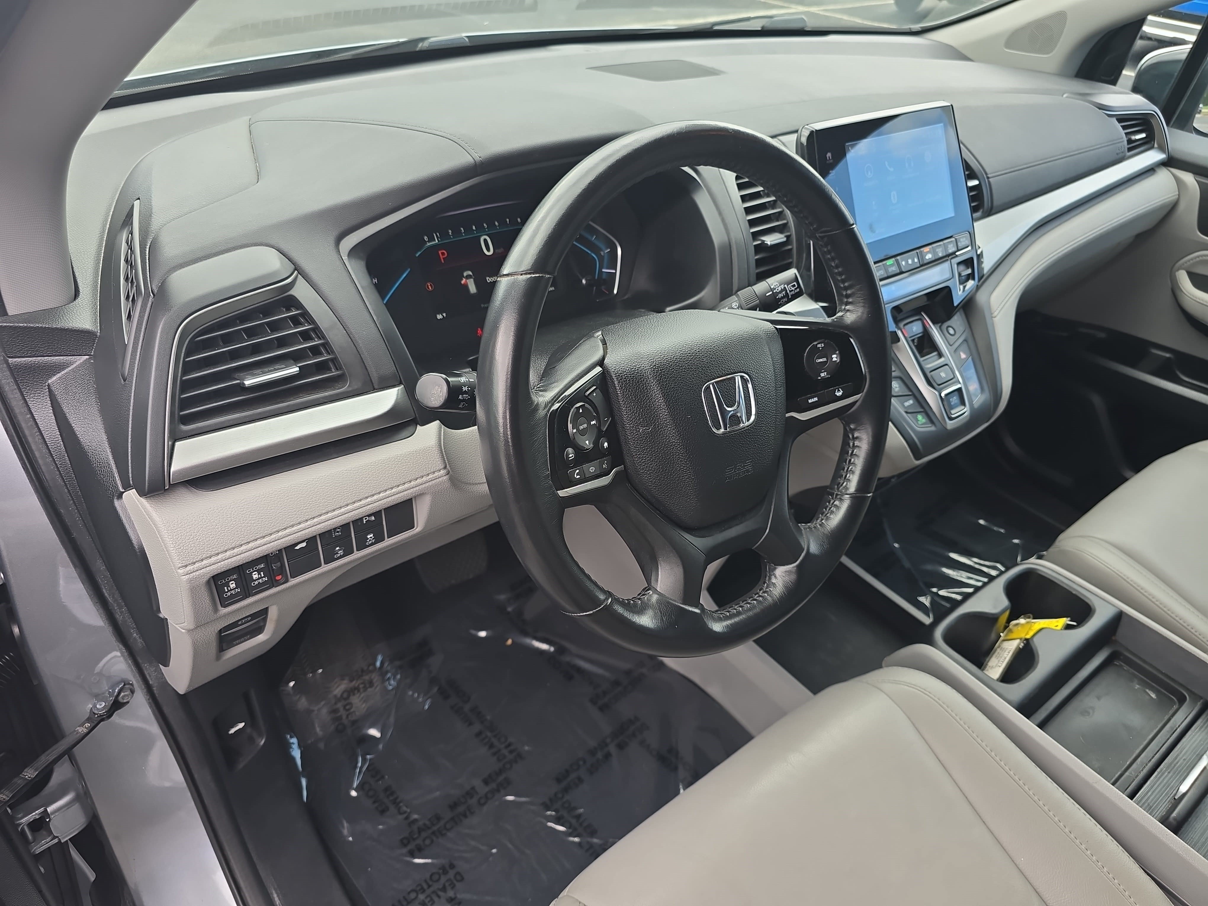 Used 2019 Honda Odyssey Touring image 16