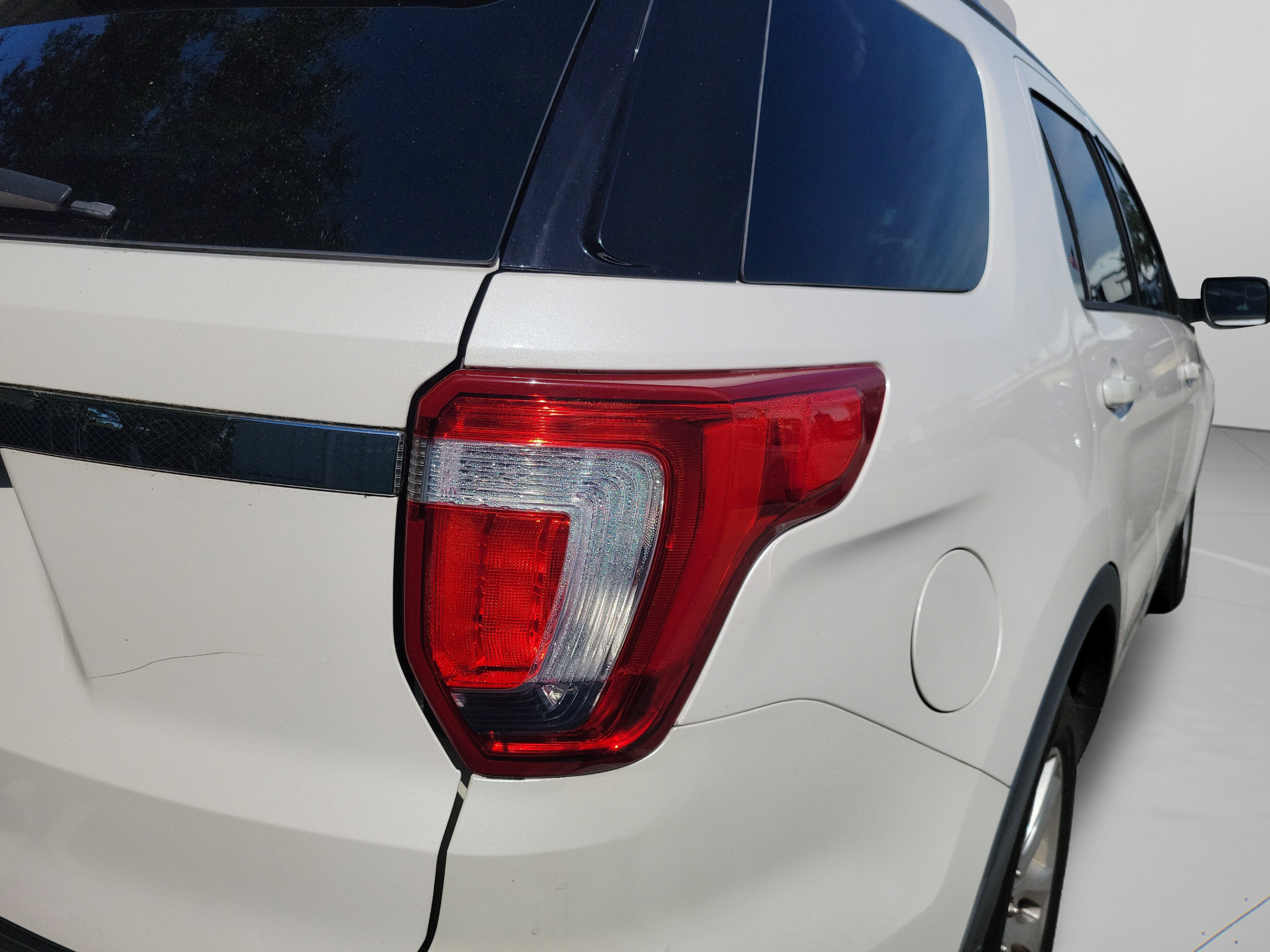 Used 2019 Ford Explorer XLT w/ Class III Trailer Tow Package FWD image 21