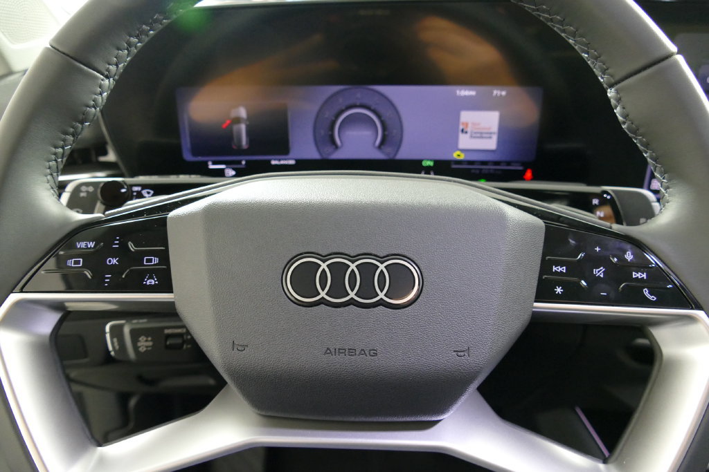 New 2026 Audi Q3 quattro 2.0T AWD/4WD image 16
