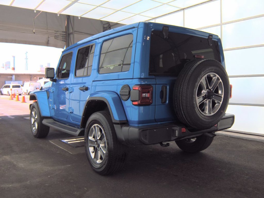 Used 2022 Jeep Wrangler Unlimited Sahara w/ Safety Group AWD/4WD image 4