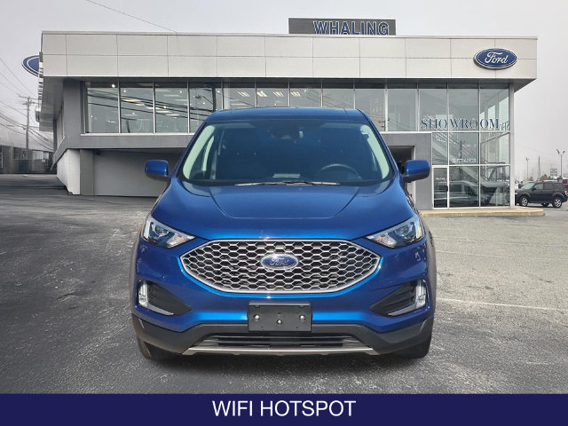 Certified 2023 Ford Edge SEL w/ Convenience Package AWD/4WD image 2