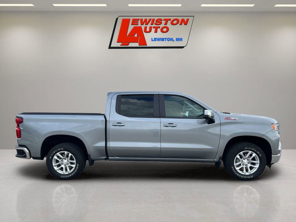 Certified 2024 Chevrolet Silverado 1500 LT w/ Z71 Off-Road Package AWD/4WD image 13