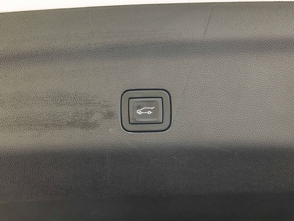Used 2025 Cadillac Escalade Premium Luxury w/ Touring Package image 57