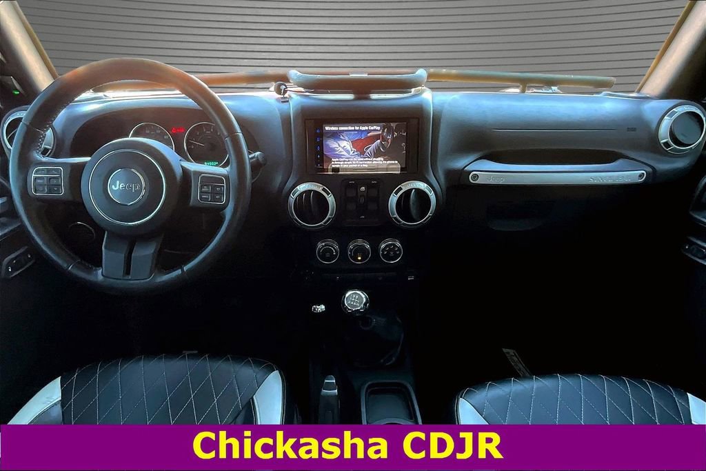 Used 2016 Jeep Wrangler Unlimited Rubicon w/ Connectivity Group image 7