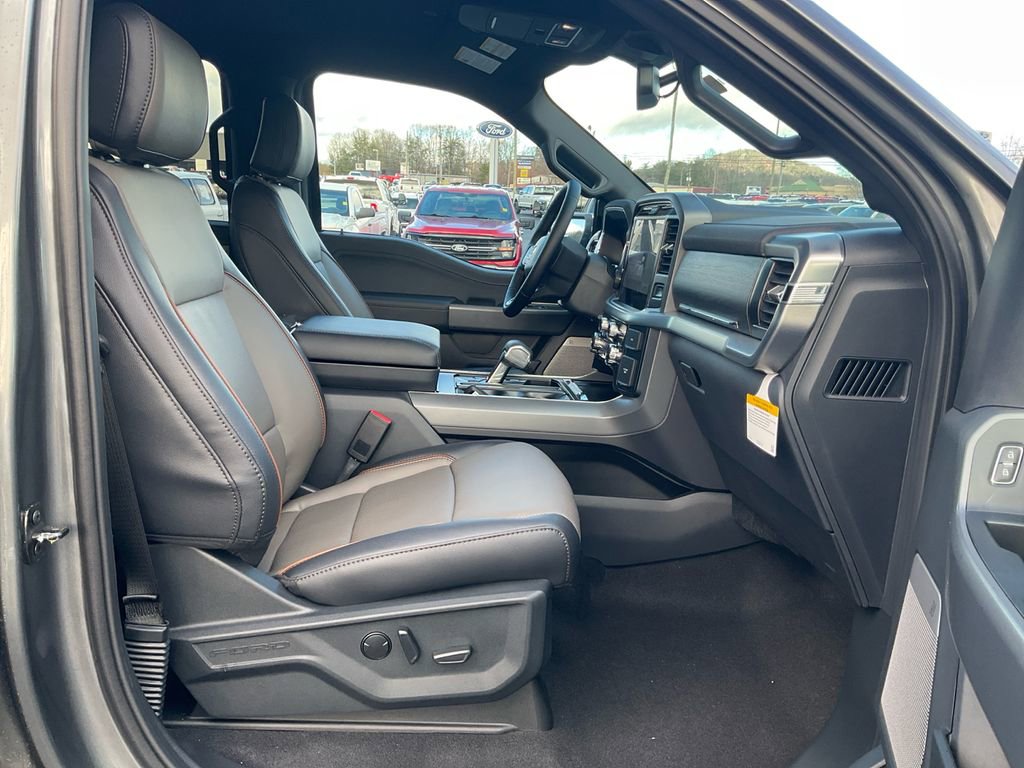 New 2025 Ford F150 Lariat w/ Equipment Group 501A Mid image 12