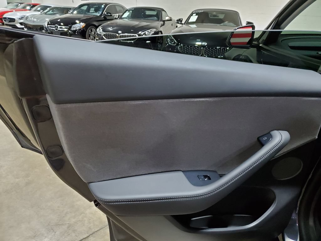 Used 2026 Tesla Model Y 2WD image 24