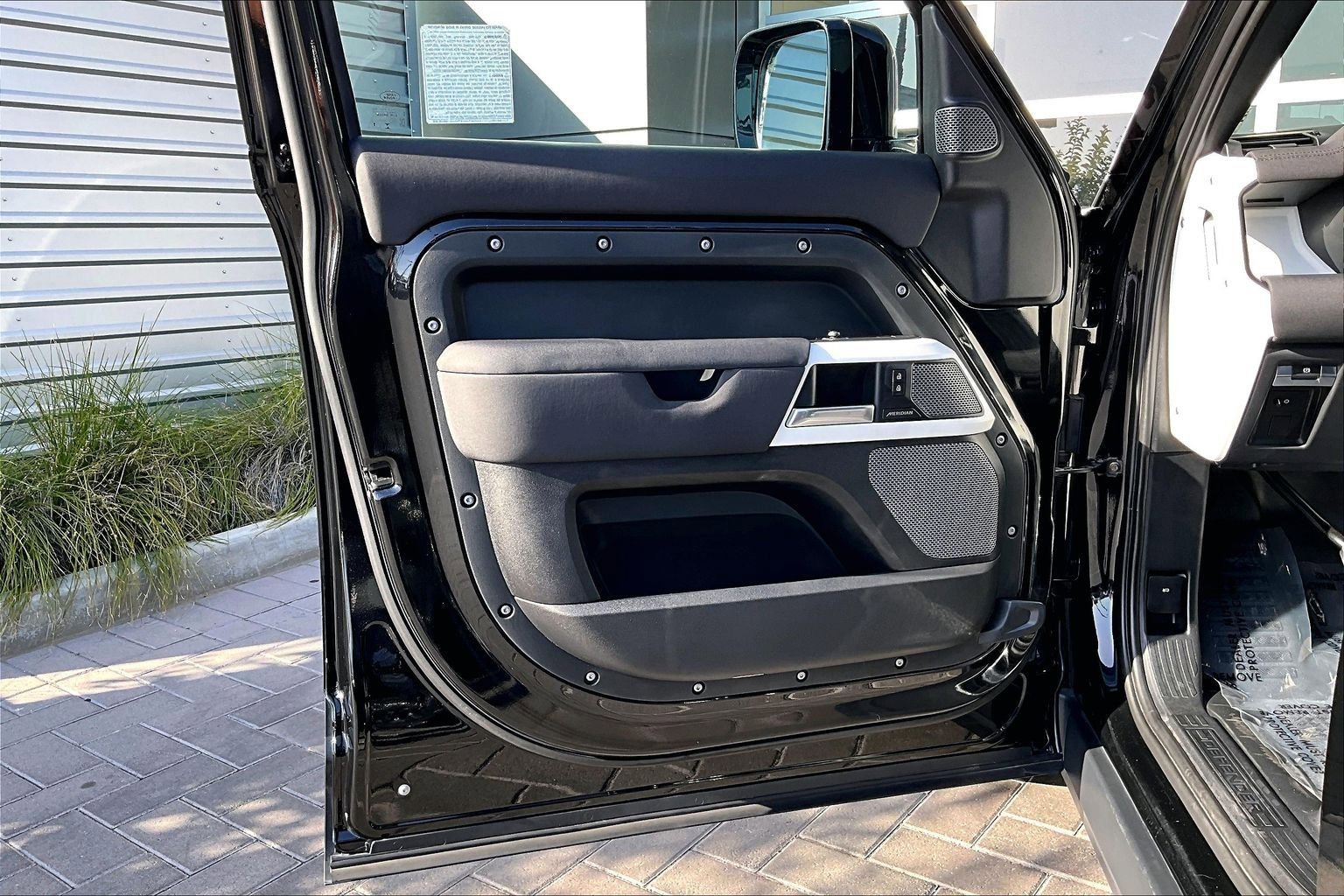 Certified 2022 Land Rover Defender 110 S AWD/4WD image 23