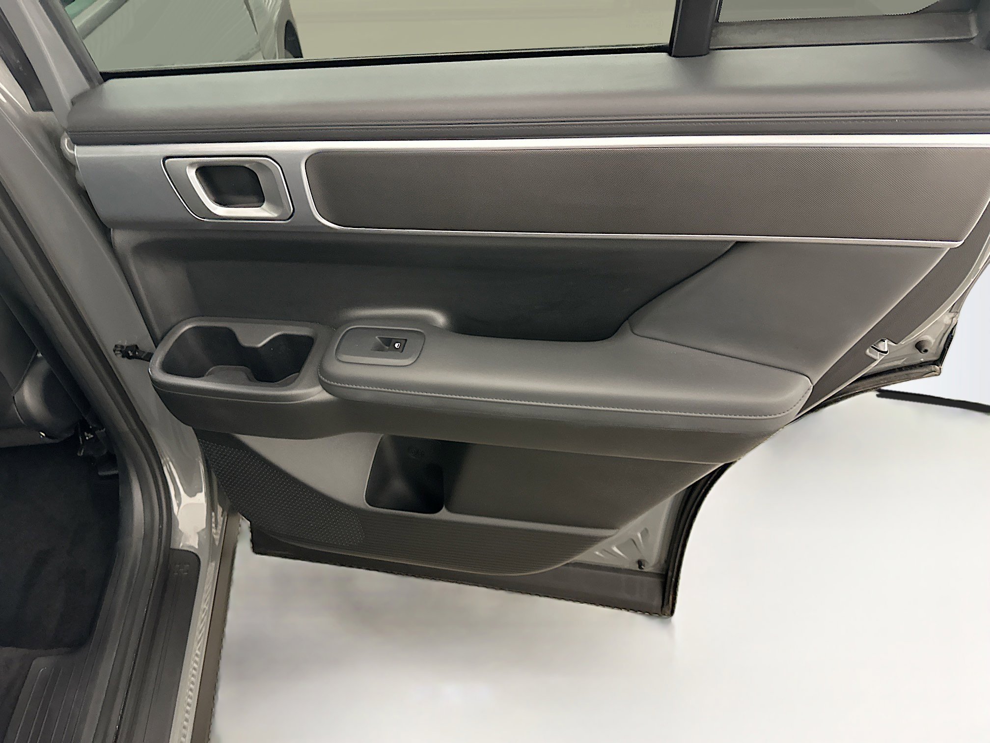 Used 2025 Hyundai Santa Fe SEL image 32