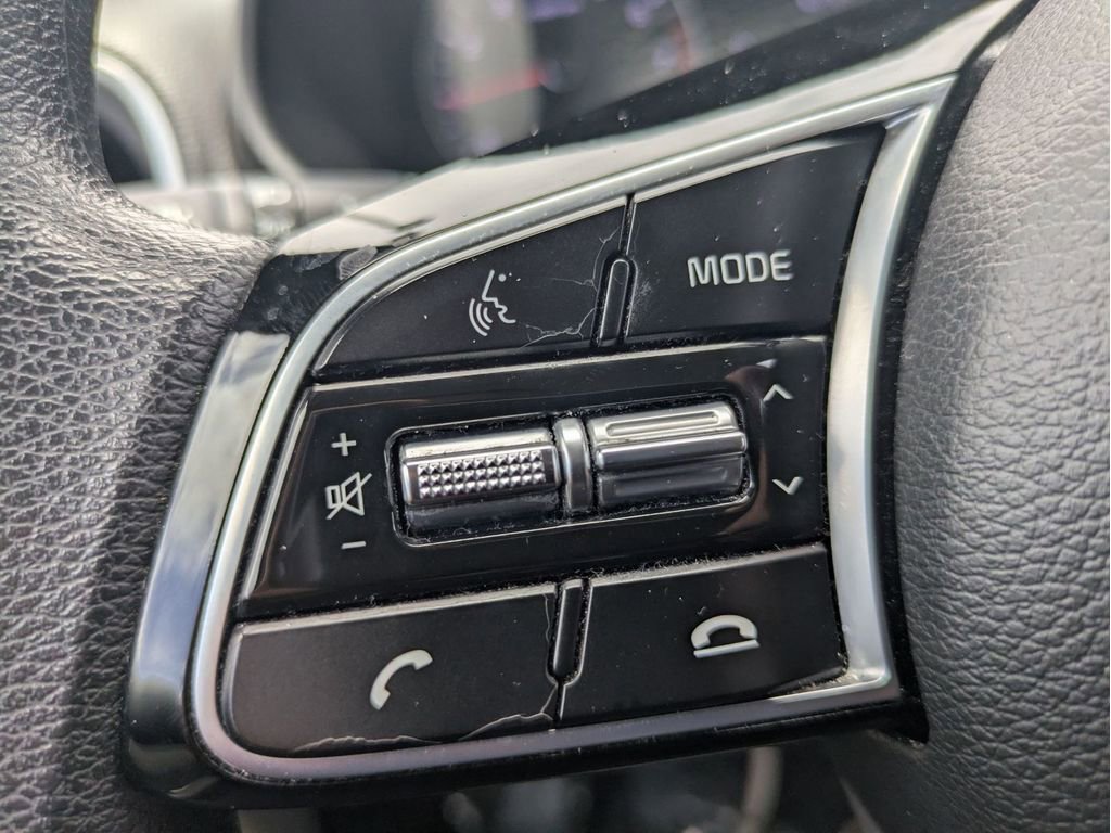 Used 2020 Kia Forte LXS FWD image 20