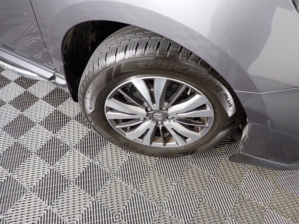 Used 2018 Nissan Pathfinder SV w/ SV All Weather Package image 33